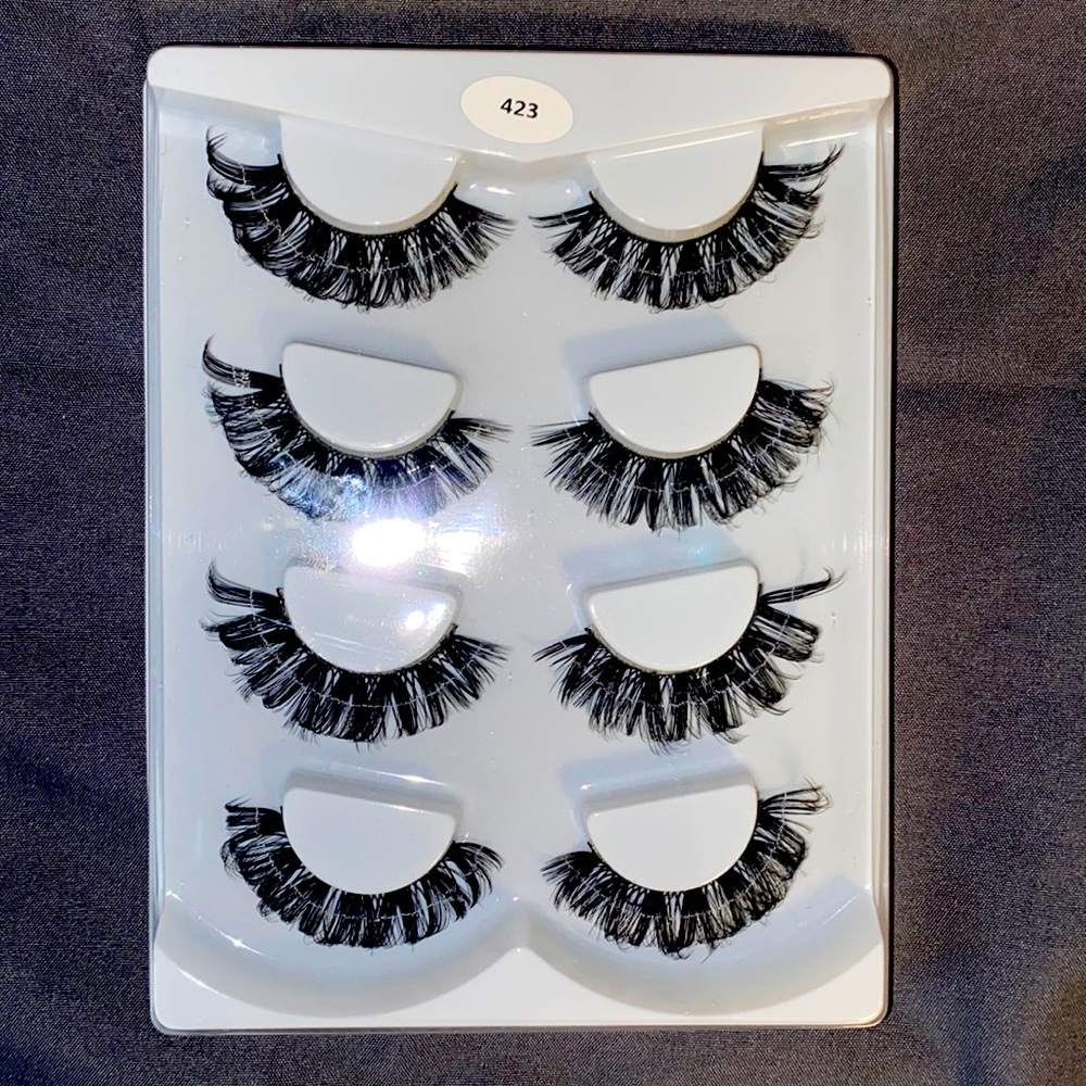 Eyelashes🖤😍